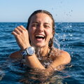 Cubenest Prémiový športový remienok na Garmin Watch QuickFit 22 mm bielo-modrý