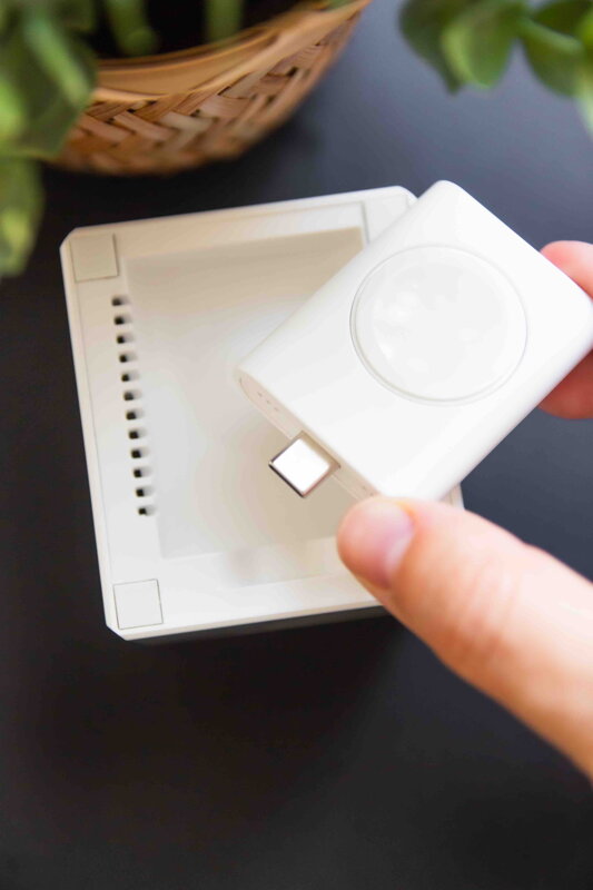 Cubenest 3v1 Bezdrôtová magnetická nabíjačka E311