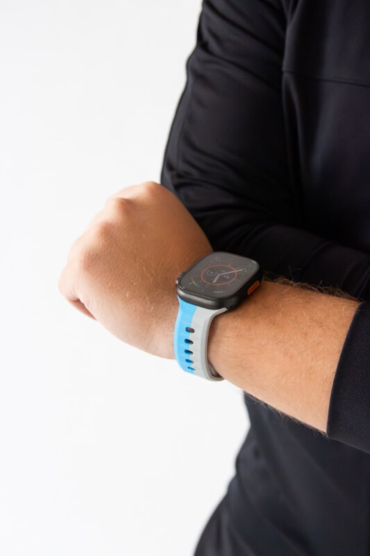 Cubenest Prémiový športový remienok na Apple Watch modro-sivý