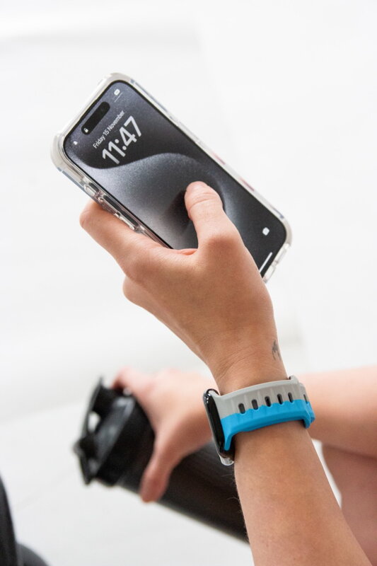 Cubenest Prémiový športový remienok na Apple Watch modro-sivý
