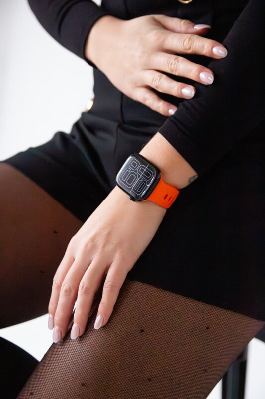 Cubenest Prémiový športový remienok na Apple Watch oranžový